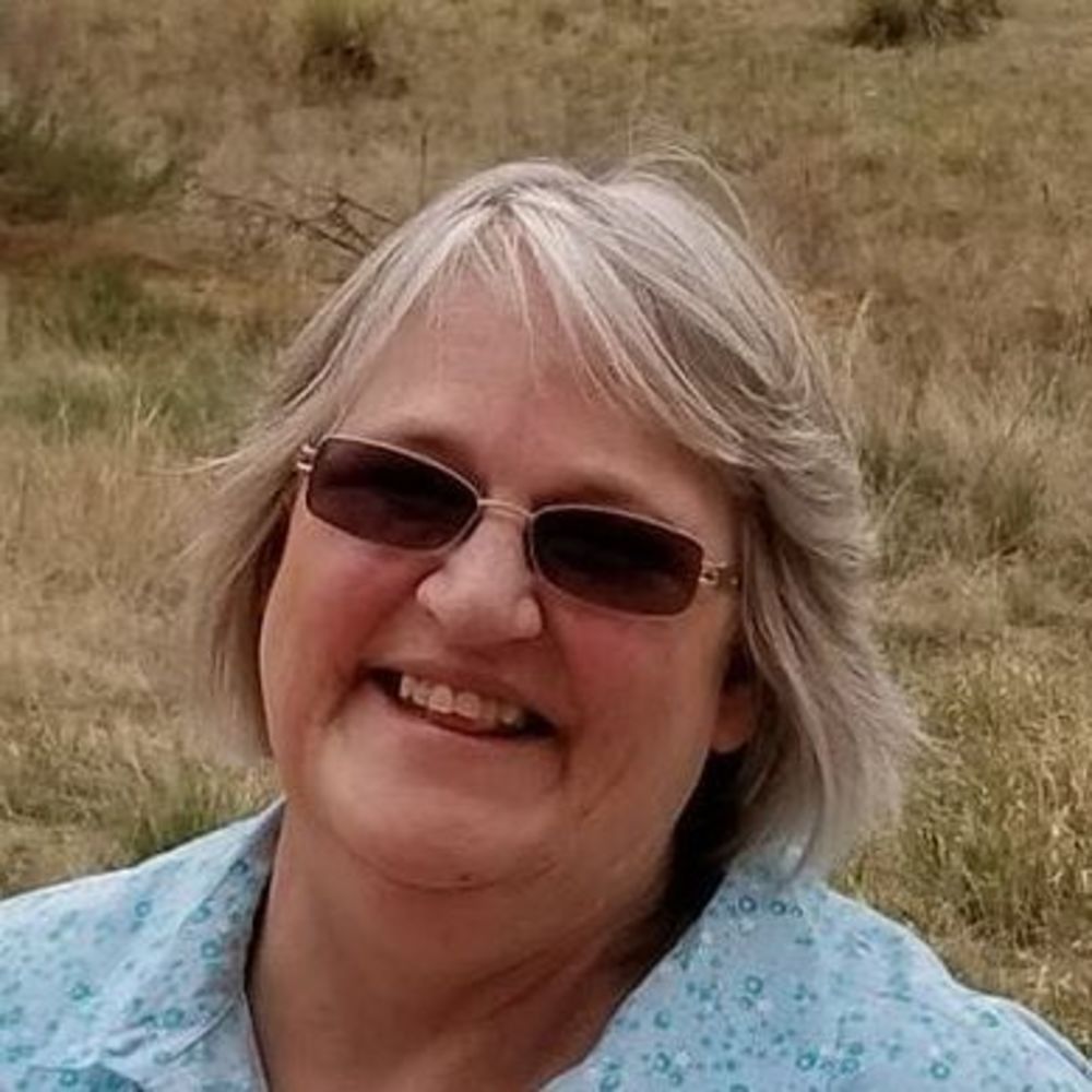Meet your Posher, Cynthia
